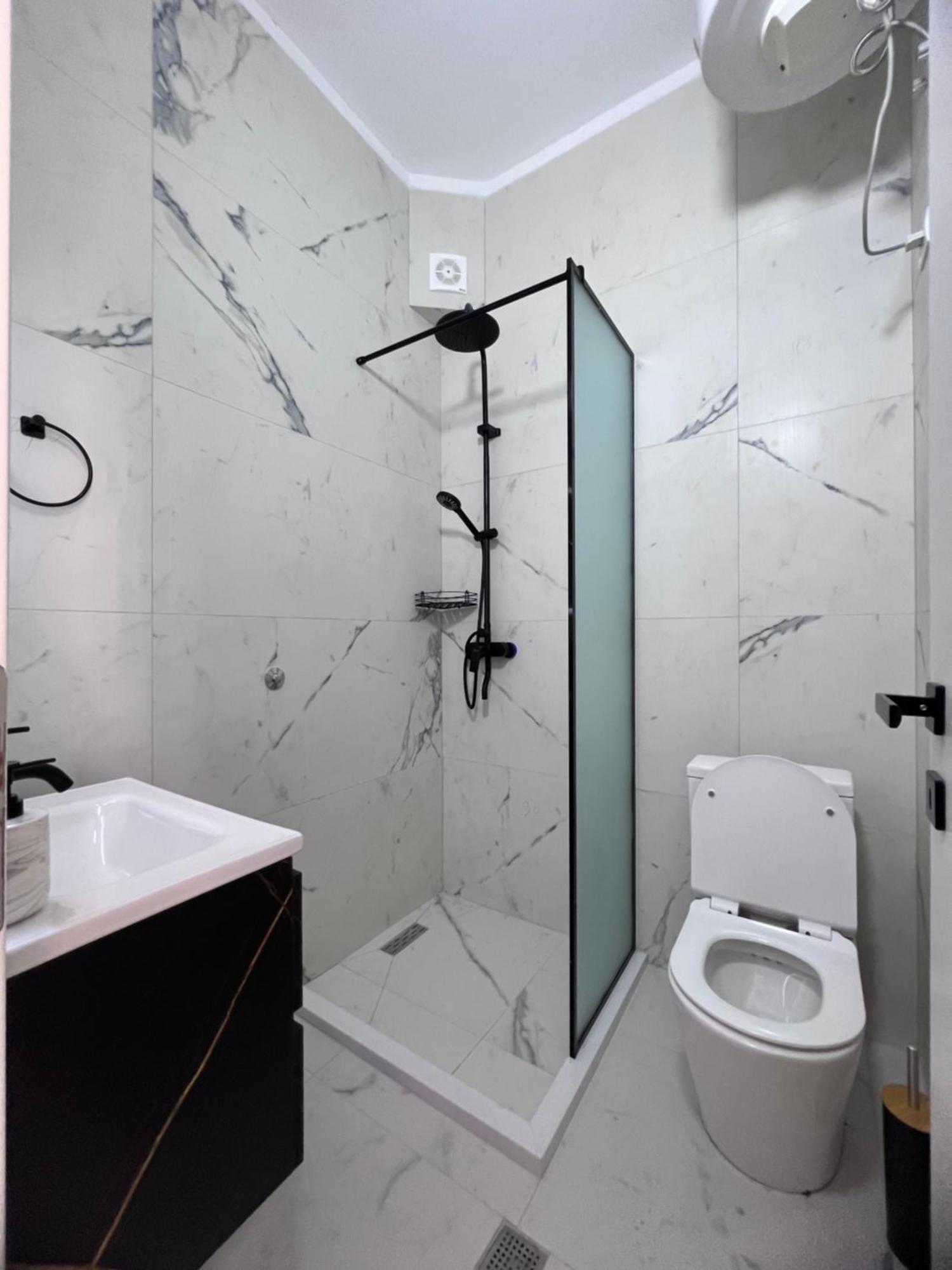 Cactus Apartments Durres Ngoại thất bức ảnh